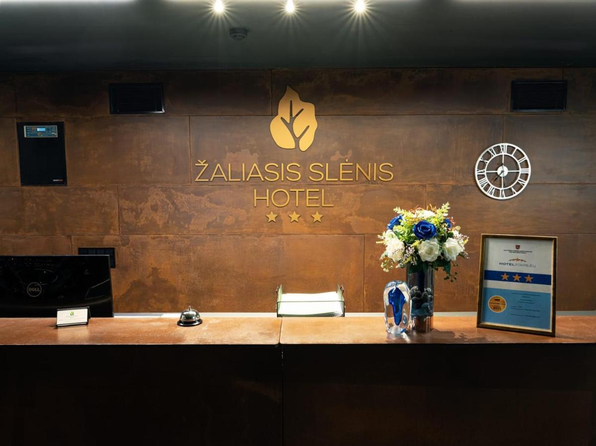Zaliasis Slenis - Self Check-In Hotel - Free Parking Aukstkiemiai Exteriér fotografie